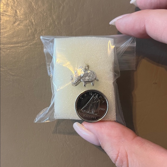 Charmed Aroma | Elephant Necklace - Picture 7 of 7